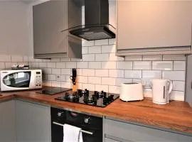 Nelson By The Docks Serviced Apartments by Roomsbooked