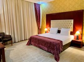 Clover Hotel Baku，位于巴库Nasimi的酒店
