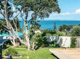 Pohutukawa Cottage, Waiheke Island