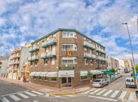 Hotel Teruel，位于比纳罗斯的酒店