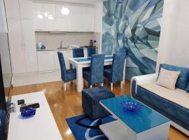 Apartman KEJ BLUE free parking，位于克拉列沃的酒店