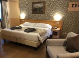 Hotel Edelweiss 3 Stelle SUPERIOR，位于布勒伊-切尔维尼亚的高尔夫酒店
