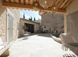Maison de village provencal avec piscine