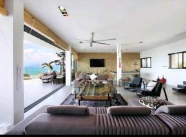 Luxury 4 Bedroom/4 Bathroom Beach Villa Kallaya，位于通松海滩的酒店