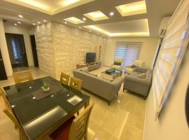 Elite Residence - Furnished Apartments，位于An Nakhlah的公寓