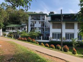 Lotus Grand View Hotel - Remuna，位于霍勒讷的酒店