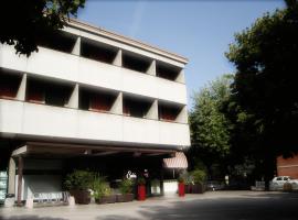 Hotel Sirio，位于斯坎迪亚诺的酒店