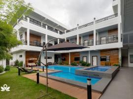ZEN Rooms Elkanville Hotel，位于Ligao的酒店