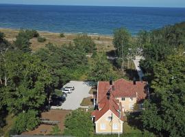 Strandvillan Ljugarn，位于Ljugarn的酒店