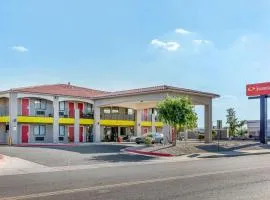 西阿尔伯克基伊克诺旅馆