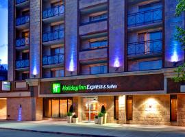 Holiday Inn Express and Suites Calgary, an IHG Hotel，位于卡尔加里卡加利市中心的酒店