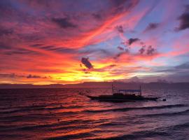 Marina Village，位于莫阿尔博阿的带停车场的酒店