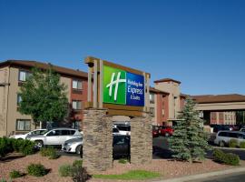 Holiday Inn Express & Suites Grand Canyon, an IHG Hotel，位于图萨扬马瑟露营地附近的酒店