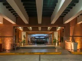 卡门城假日酒店