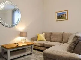 Grosvenor House APT 3
