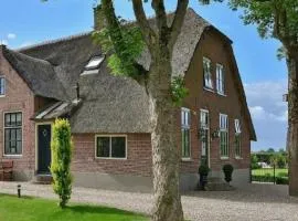 Magnificent farmhouse in Central Holland 4A & 2C