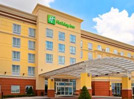 Holiday Inn Louisville Airport - Fair/Expo, an IHG Hotel，位于路易斯威尔Trager Stadium附近的酒店