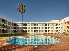 Ebano Hotel Apartments & Spa，位于普拉亚登博萨的度假短租房