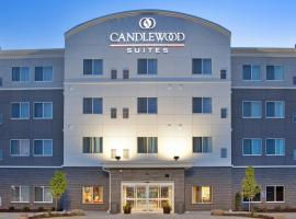 Candlewood Suites Kearney, an IHG Hotel，位于科尔尼的酒店