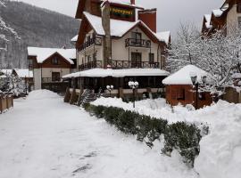 斯威特帕波洛蒂酒店，位于亚列姆切的酒店