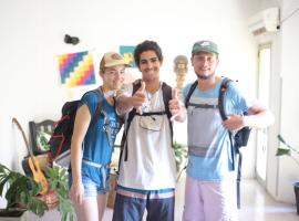 Hostel Cha，位于雷西斯膝西亚的自助式住宿