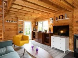 Modernes Haus mit Sauna und Kamin