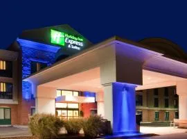 德拉姆斯黑泽尔顿智选假日酒店