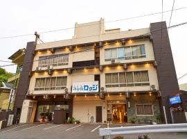 新瓦卡日式旅馆，位于和歌山Kishu Toshogu Shrine附近的酒店