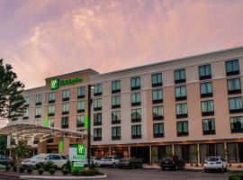 Holiday Inn Knoxville N - Merchant Drive by IHG，位于诺克斯维尔的酒店