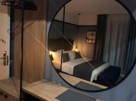 Eurobushi Boutique Hotel，位于Bajram Curri的酒店