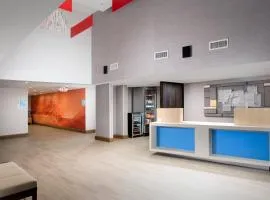 大学公园智选假日套房酒店 - 大学区