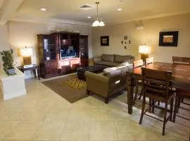 斯普林菲尔德烛木套房酒店