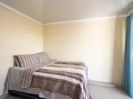 Hasate Guest House 10 Florence street Oakdale Belliville 7530 cape town south African