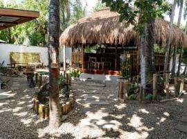 Crazy Bears Hostel，位于莫阿尔博阿的酒店