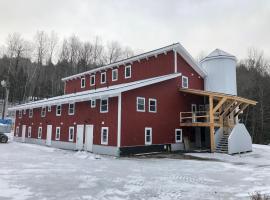Mad River Lodge，位于Waitsfield的酒店
