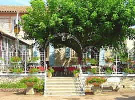 Logis La Table D'antan，位于Bon-Encontre的酒店
