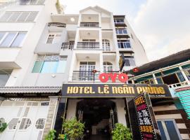 Lê Ngân Phùng Hotel 79 HOA SỮA PHƯỜNG 7 PHÚ NHUẬN，位于胡志明市富润区的酒店