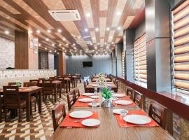 Hotel Doon Metro，位于Baddi的酒店