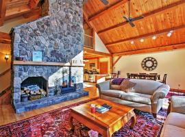 Luna Stella - West Dover Home 1 Mi to Mt Snow!，位于西多佛的酒店