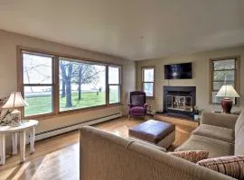 Charming Neenah House with Porch on Lake Winnebago!
