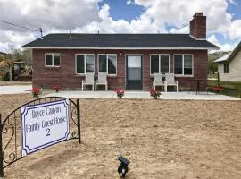 Tropic Family House - 10 Miles to Bryce Canyon!