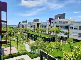 Apartamento em frente à praia do Campeche