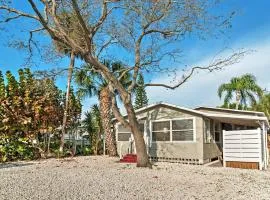 Treasure Island Cottage, Near Boardwalk and Beach!