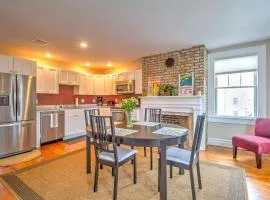 Bright Apartment - half Mi to Greenport Harbor!