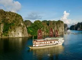 Heritage Line Ylang Cruise - Halong Bay & Lan Ha Bay