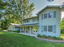 Private Plymouth Hideaway - 13 Miles to Ann Arbor!