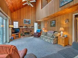 Wilmington Getaway with Pool Access Near Hiking!