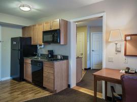 温莎洛克斯烛木套房酒店，位于温莎洛克斯的酒店