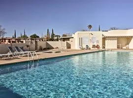 Green Valley Townhome w/ Patio & Resort Amenities