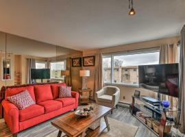 Walk to Downtown and Coast Trail Condo in Anchorage，位于安克雷奇的酒店